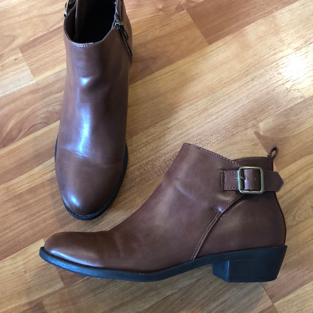 Forever 21 tan ankle boots